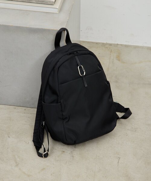ガリャルダガランテ　リュック　バッグパック add new color “WHITE” MINIMAL LEATHER BACKPACK | NEWS