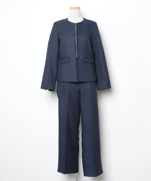 【新品】　Flolia × ViS　パンツスーツ　オフィスカジュアル　Mサイズ Flolia（フロリア）ノーカラーペプラムジャケット・テーパード