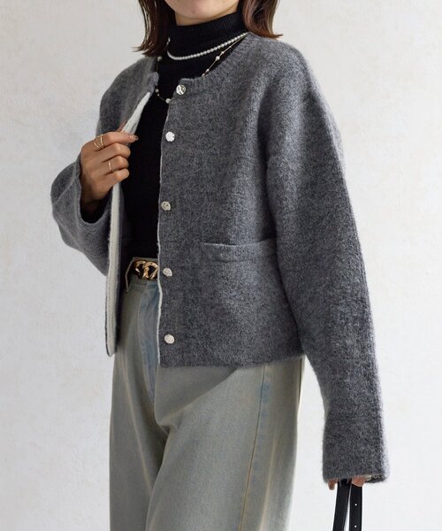 Thevon（ゼヴォン） ブルゾン アウター GOLDボタンニットジャケット