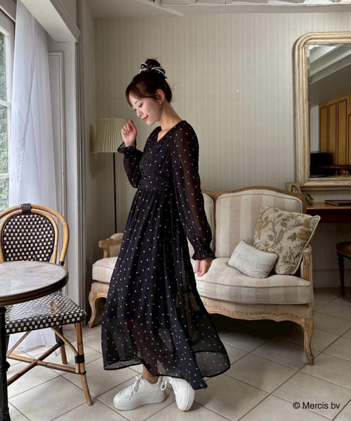 MIIA（ミーア） ワンピース miffy 総柄長袖シフォンフレアワンピース