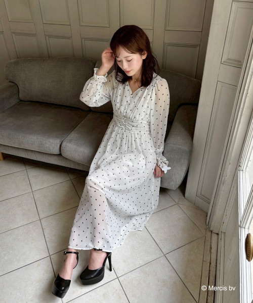 MIIA（ミーア） ワンピース miffy 総柄長袖シフォンフレアワンピース