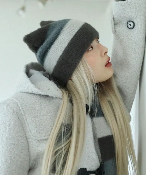 UGLY SHADOW（アグリーシャドウ） ニット帽 ニットキャップ