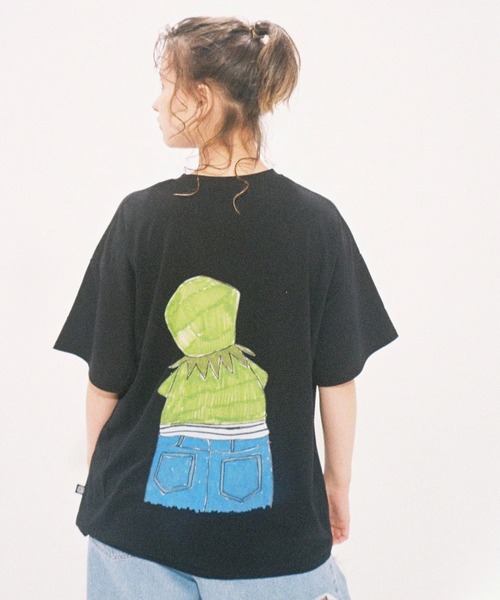 「Little sunny bite」 半袖Tシャツ M ブラック レディース_画像4