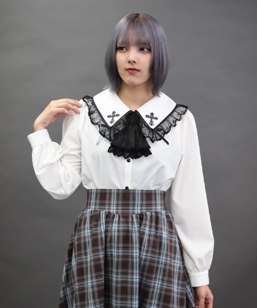 NIBBLE POISON（ニブルポイズン） ブラウス シャツ クロス刺繍ビッグ襟