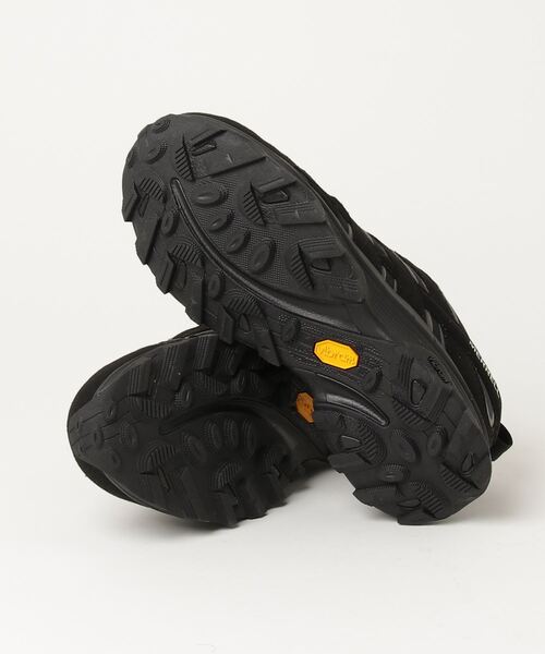 「MERRELL」 ローカットスニーカー 8 ブラック メンズ_画像3