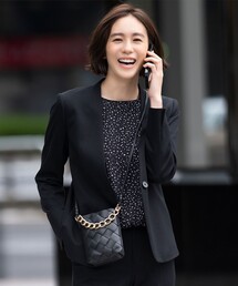 美品♪ 【自由区】 洗える　ノーカラージャケット　サンドベージュ　サイズ32 自由区 ジャケット ノーカラージャケット 「XSサイズ〜/洗える