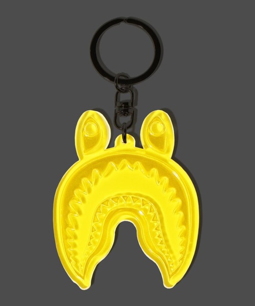 A BATHING APE（アベイシングエイプ） キーホルダー SHARK REFLECTIVE