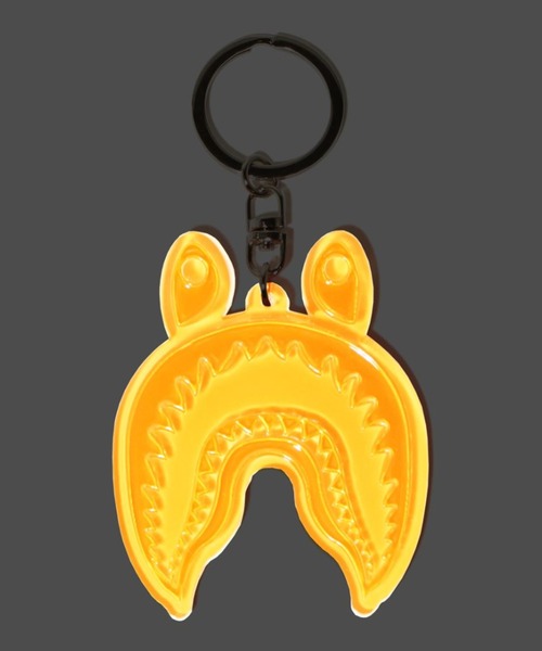 A BATHING APE sharkキーホルダー未開封品 A BATHING APE（アベイシングエイプ） キーホルダー SHARK REFLECTIVE