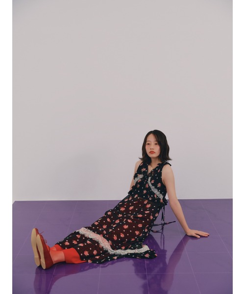 LILY BROWN ワンピース 「LILY × ANNA SUI」バリエ柄ワンピース