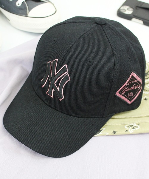 【日本未発売】 新品　MLB Korea ベースボールキャップ　ブラックピンク 日本未発売】 新品 MLB Korea ベースボールキャップ ブラック