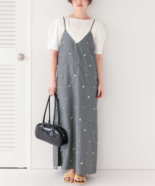 新品 NIMO WITH LOVE ギンガム フラワー刺繍 キャミワンピース 新品 NIMO WITH LOVE ギンガム フラワー刺繍 キャミワンピース