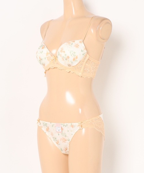 Sanei ブラジャー ショーツセット 「Feminine Style」キュートな花柄