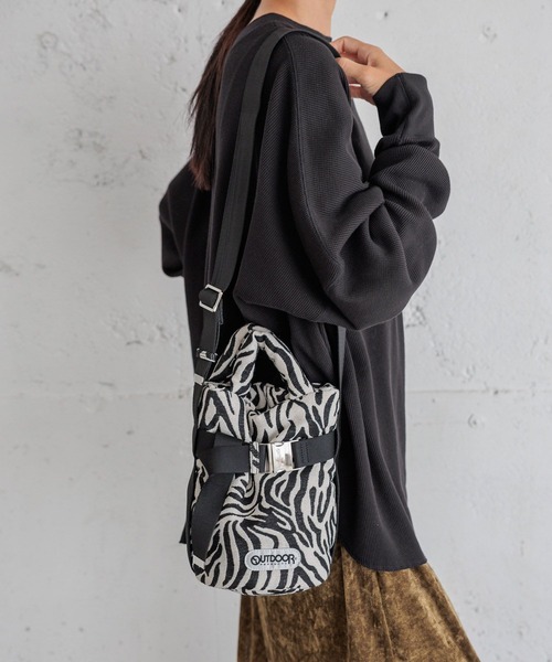 OUTDOOR PRODUCTS ショルダーバッグ バッグ 「HEREIAM」OUTDOOR