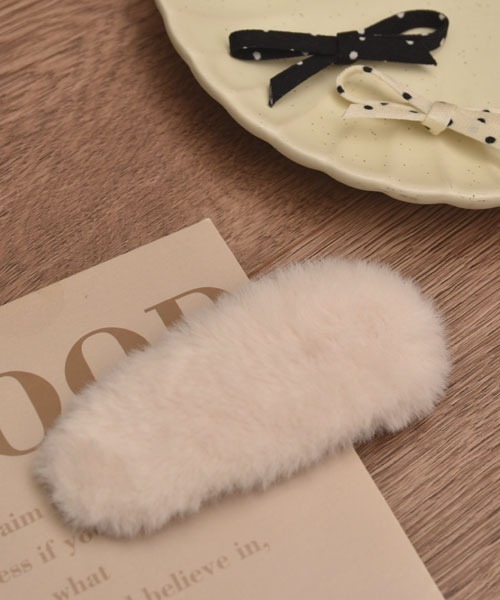 VIBGYOR Women ヘアピン 「float」ふわふわ ファー シンプル デザイン