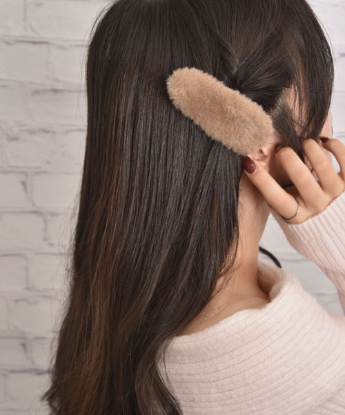 VIBGYOR Women ヘアピン 「float」ふわふわ ファー シンプル デザイン
