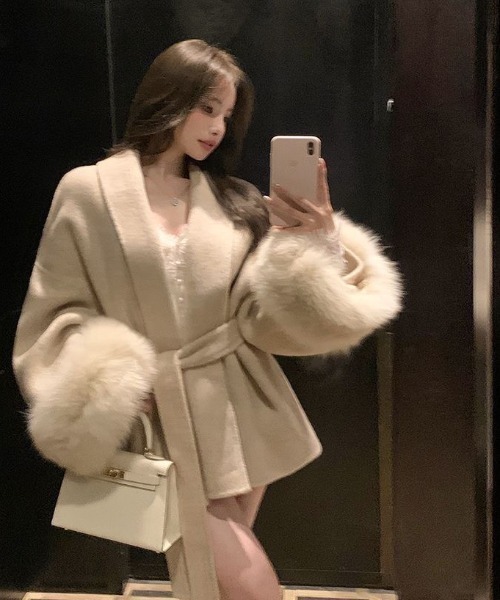 Sibra（シブラ） ノーカラーコート コート ファーカフ付きウエスト