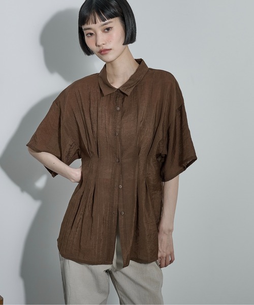 THE Yon ブラウス シャツ 半袖 ウエストタックシアーハーフスリーブ