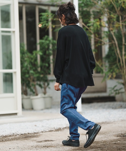 デニム・ジーパン ASCLO Curved Raw Denim Pants (2color) セール】Wide curve denim pants with fringe hem / 裾フリンジ