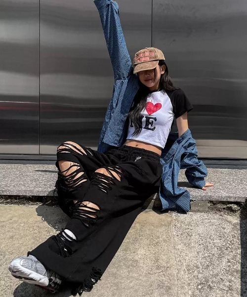 KOM（ドットコム） スウェットパンツ ジャージ A'GEM/9 × 「.KOM