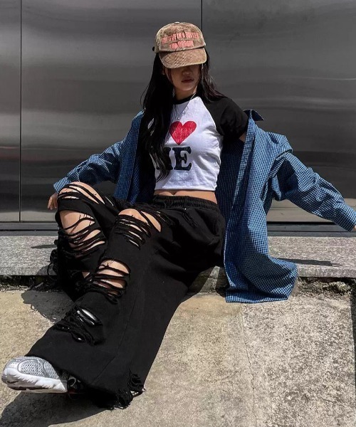 KOM（ドットコム） スウェットパンツ ジャージ A'GEM/9 × 「.KOM