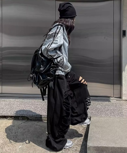 スウェットパンツ ジャージ A'GEM/9 × .kom 「.KOM/ドットケーオーエム」 チェーン付ダメージスウェットパンツ レディース メンズの画像