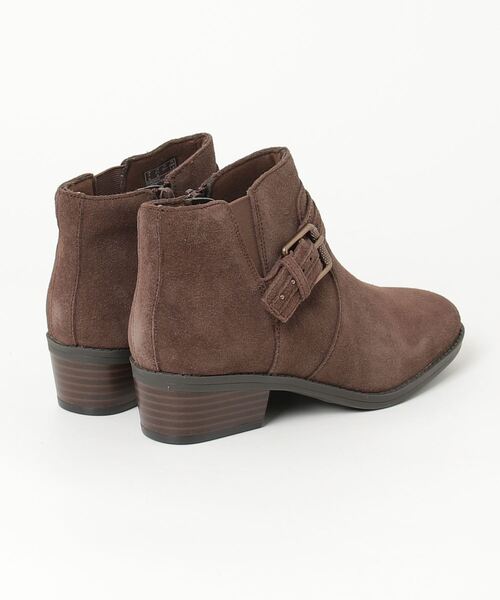 値下げ中！クラークス ブーツ ベルベット navy 激レア Clarks（クラークス） ブーツ Danyelle Wish / ダニウェルウィッシュ