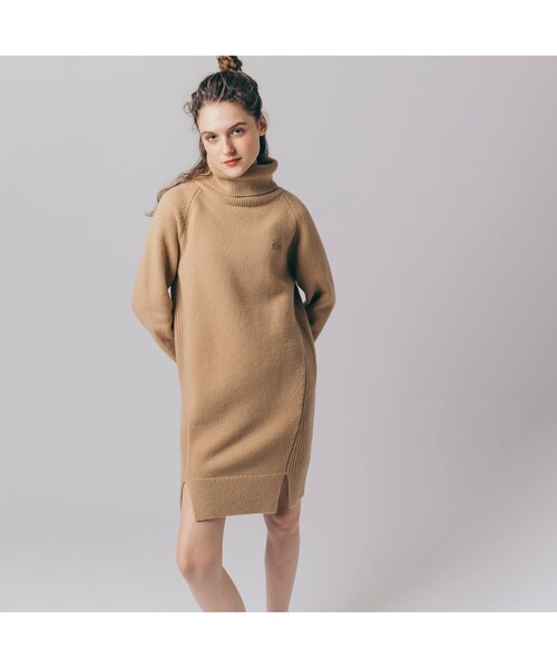 ラコステニットワンピース 新品未使用品　タグ付き　38 LACOSTE（ラコステ） ニットワンピース 38 ベージュ レディース