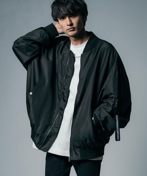 新品/オーバーサイズMA-1ブルゾン UNIQLO - 新品 ユニクロ +J ハイブリッドダウンオーバーサイズMA