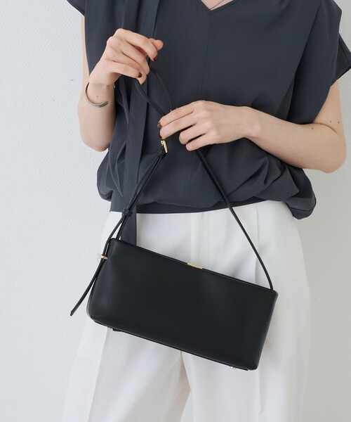 PUNTI プンティ PORTRAIT ONE レザー ワンショルダーバッグ PUNTI.（プンティ） ショルダーバッグ バッグ 「PUNTI. / プンティ