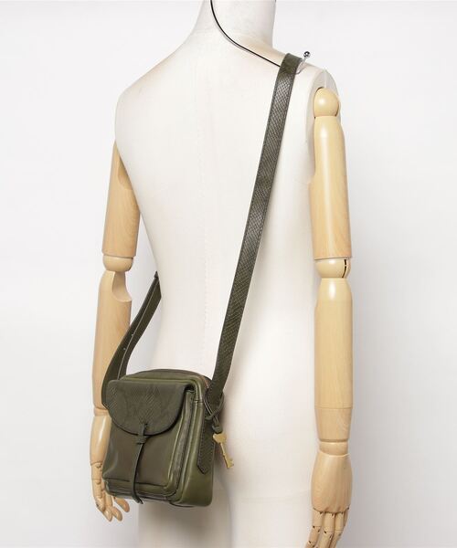 人気商品の バッグ ショルダーバッグ Mila Crossbody Zb メッセンジャーバッグ カラー グリーン Psn Ac In