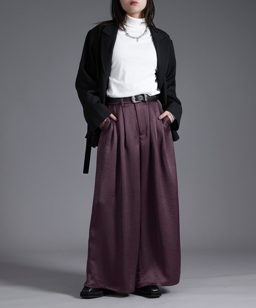 Ellno Loset（エルノロゼット） tシャツ タートルネック刺繍ロンT