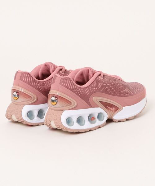 NIKE（ナイキ） スニーカー 「NIKE」FJ3145-600 ウィメンズ エア