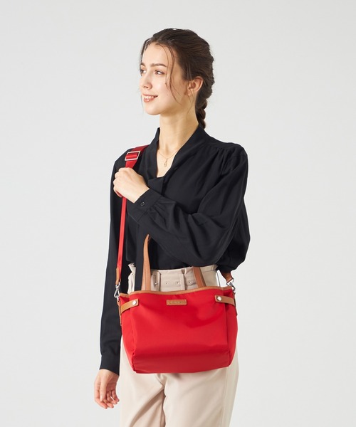 LA BAGAGERIE ラバガジェリー ショルダーバッグ  ナイロン    ボルドー/レッド レディース / 241003000956 ラ バガジェリー LA BAGAGERIE ナイロン 2wayショルダーバッグ