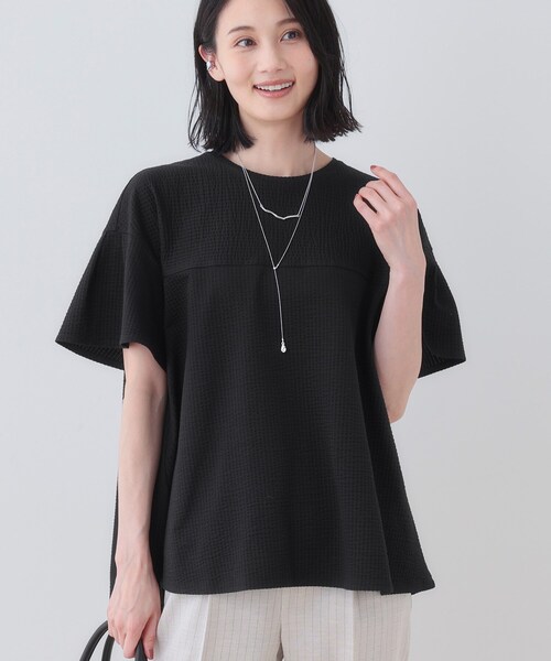 tシャツ 「洗える／体型カバー」凹凸素材フレアデザイントップス レディースの画像