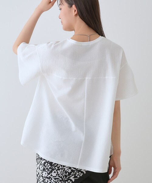 tシャツ 「洗える／体型カバー」凹凸素材フレアデザイントップス レディースの画像