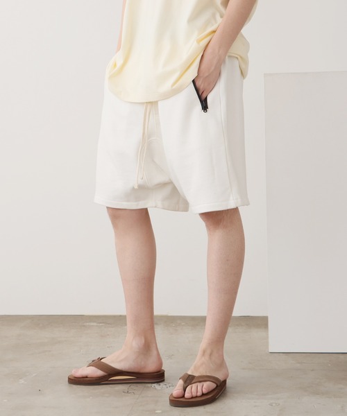 FOG ESSENTIALS パンツ ESSENTIALS/エッセンシャルズ SHORTS(ZIP