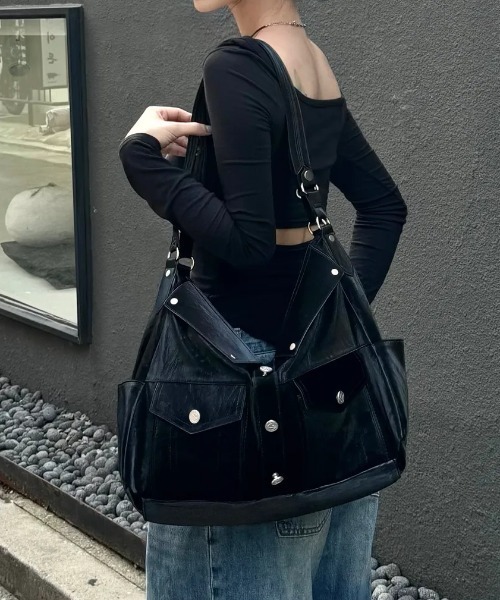 【美品】ILLIGO バッグ ILLIGO ショルダーバッグ バッグ 「日本未発売/WEB限定」ILLIGO