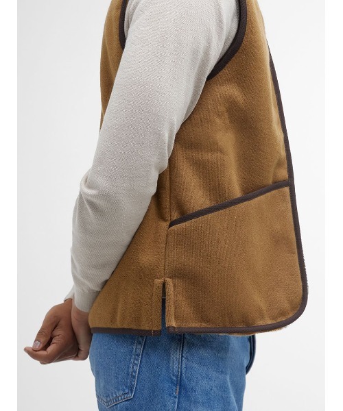 Barbour（バブアー） コート ジャケット フロントジップ ファー