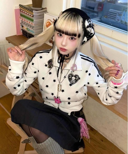 gossip!ロサンゼルス パーカー Y2K 着回し力バツグン！ゆるっとラフな