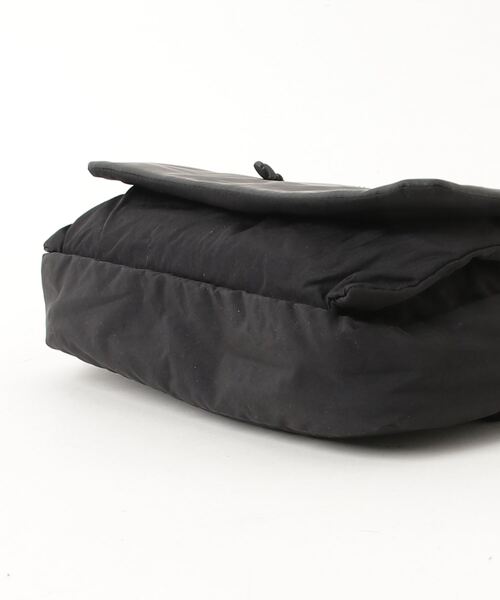 ear PAPILLONNER（イア パピヨネ） ショルダーバッグ「虎屋ういろ