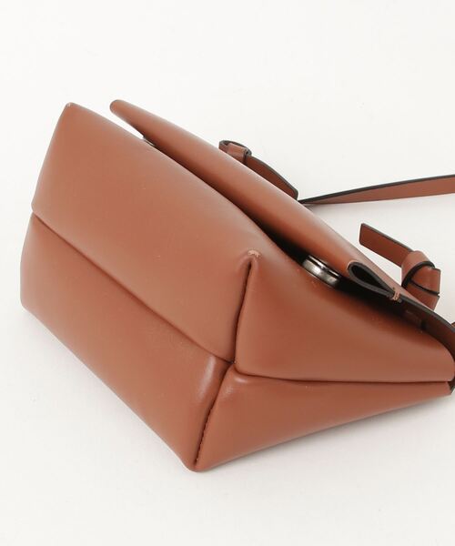 Acne Studios（アクネ ストゥディオズ） ワンポイントショルダーバッグ