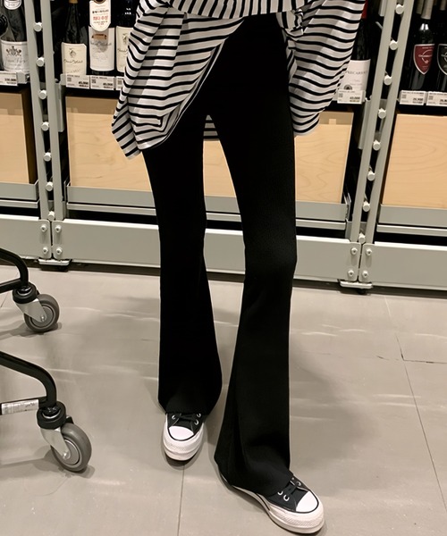 【yuki】ベーシックリブフレアパンツ　ブラック　　Lサイズ　新品未使用 パンツ リブフレアパンツ/美脚リブレギンス レディース : ZOZOTOWN
