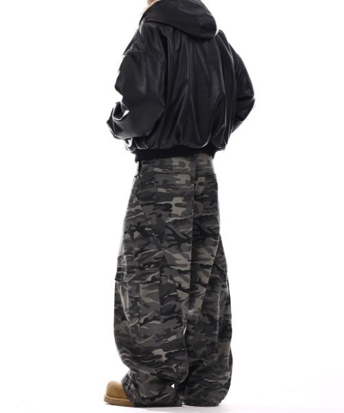 lilful ジーンズ 「26年春夏新作」迷彩柄ミリタリーワイドバギーデニム