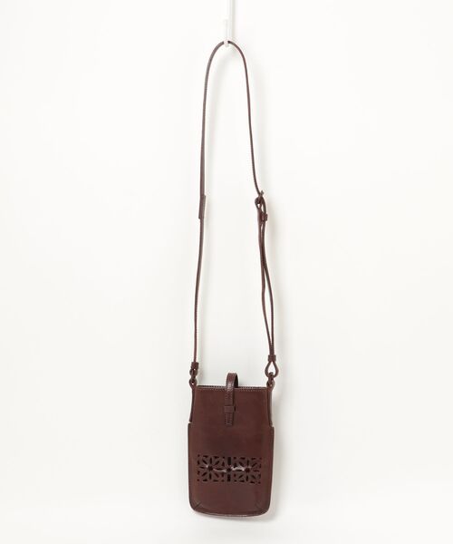 genten（ゲンテン） カットワークレザー スマホ ショルダーバッグ