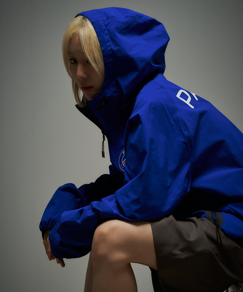 NIKE（ナイキ） マウンテンパーカー ウインドブレーカー 「NIKE