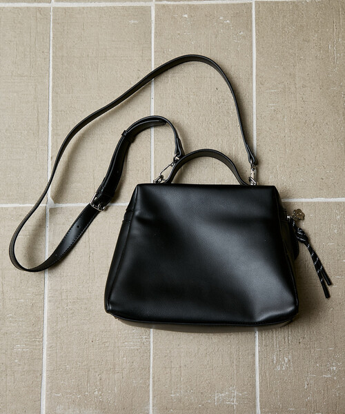 MARY QUANT（マリークヮント） ショルダーストラップ ショルダーバッグ