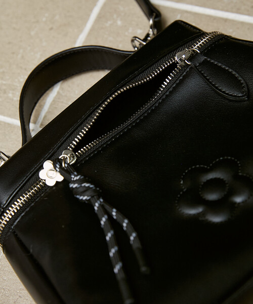 MARY QUANT（マリークヮント） ショルダーストラップ ショルダーバッグ