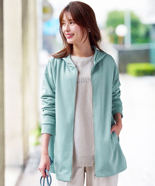 BELLUNA PLUS（ベルーナプラス） パーカー フードデザインとろみ素材