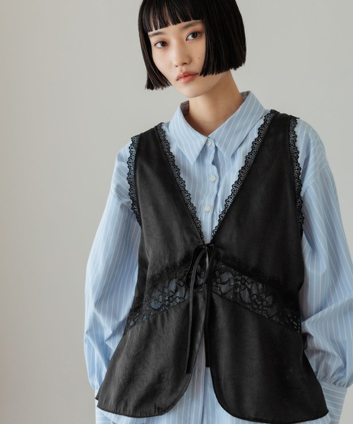 LOWRYS FARM（ローリーズファーム） ベスト ジレ サテンレースベスト