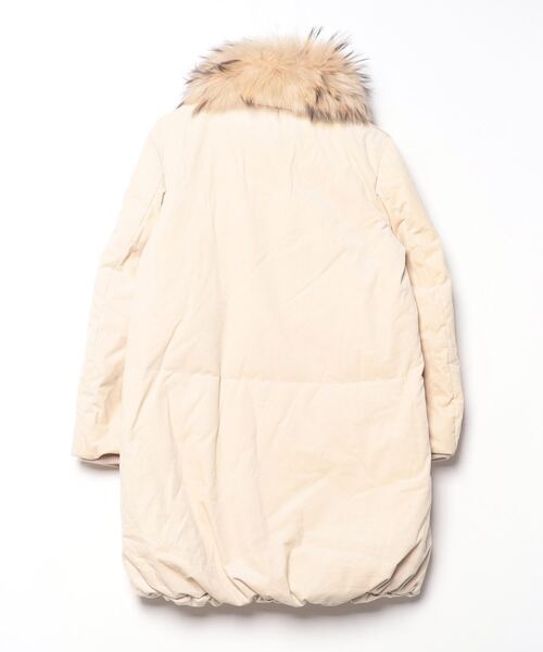 【新品未使用タグ付き】　スーパービューティー切り替えダウンコート　ベージュ 2026年最新】スーパービューティー ダウンの人気アイテム - メルカリ